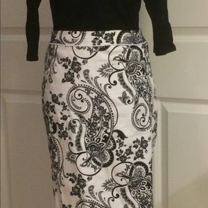 White House Black Market Skirt